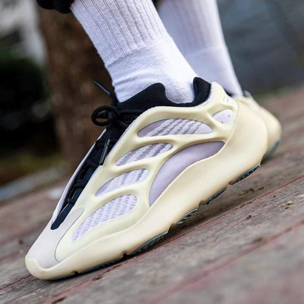 Yeezy 700 V3 'Azael'