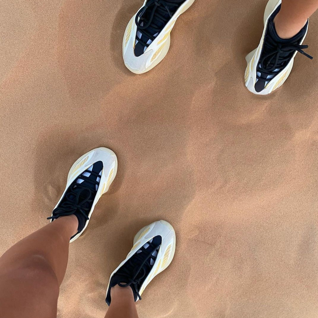Yeezy 700 V3 'Safflower'